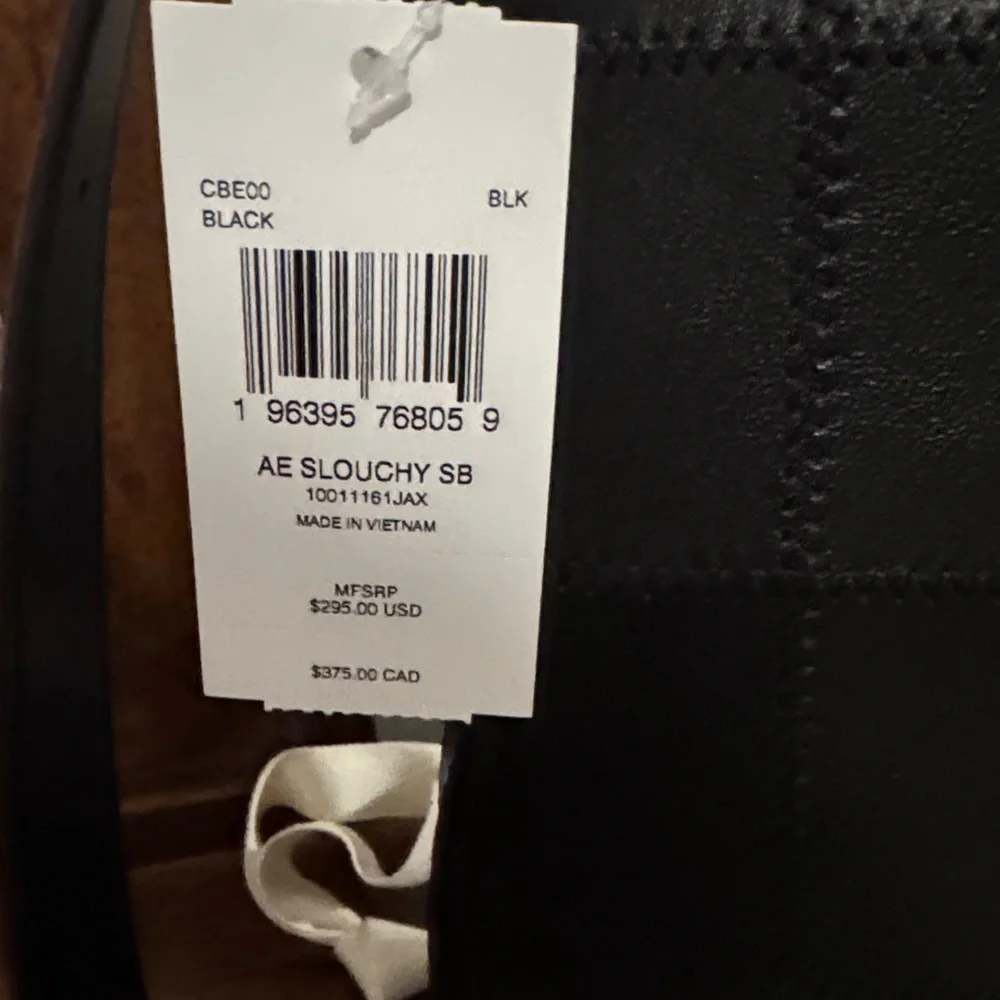 Coachtopia Elegant Black Shoulder Bag - Picture 2 of 6